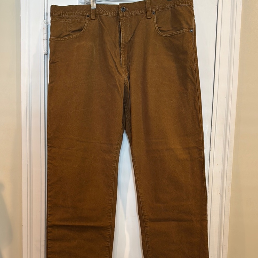 Filson Brown Chinos Classic Style